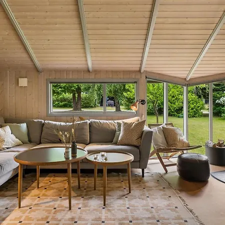 Niela - 700m From The Sea By Interhome *