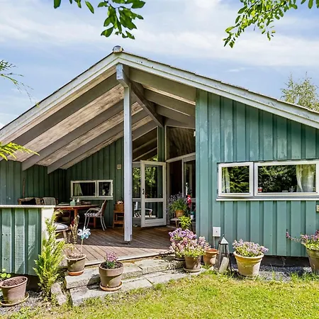 Niela - 700m From The Sea By Interhome
